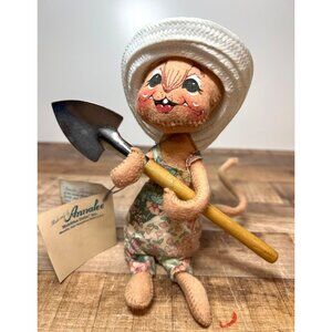 Annalee Mobilitee Doll Gardening Mouse With Shovel & Floral Outfit 2235 Tags